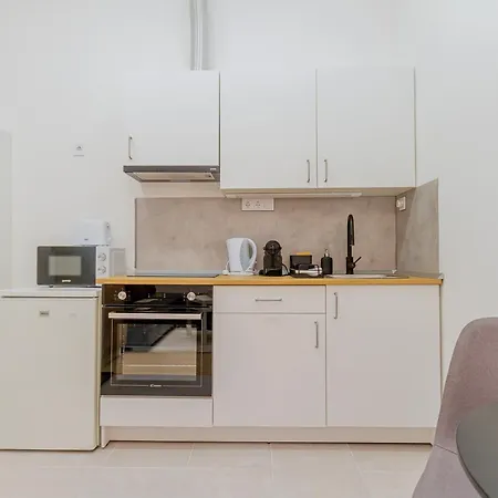 Eszter's Cozy Lejlighed