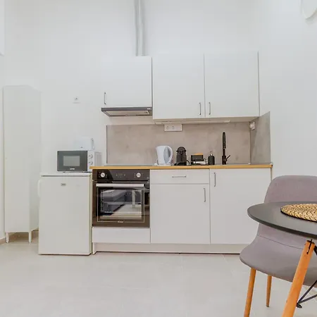 Апартаменты Eszter's Cozy